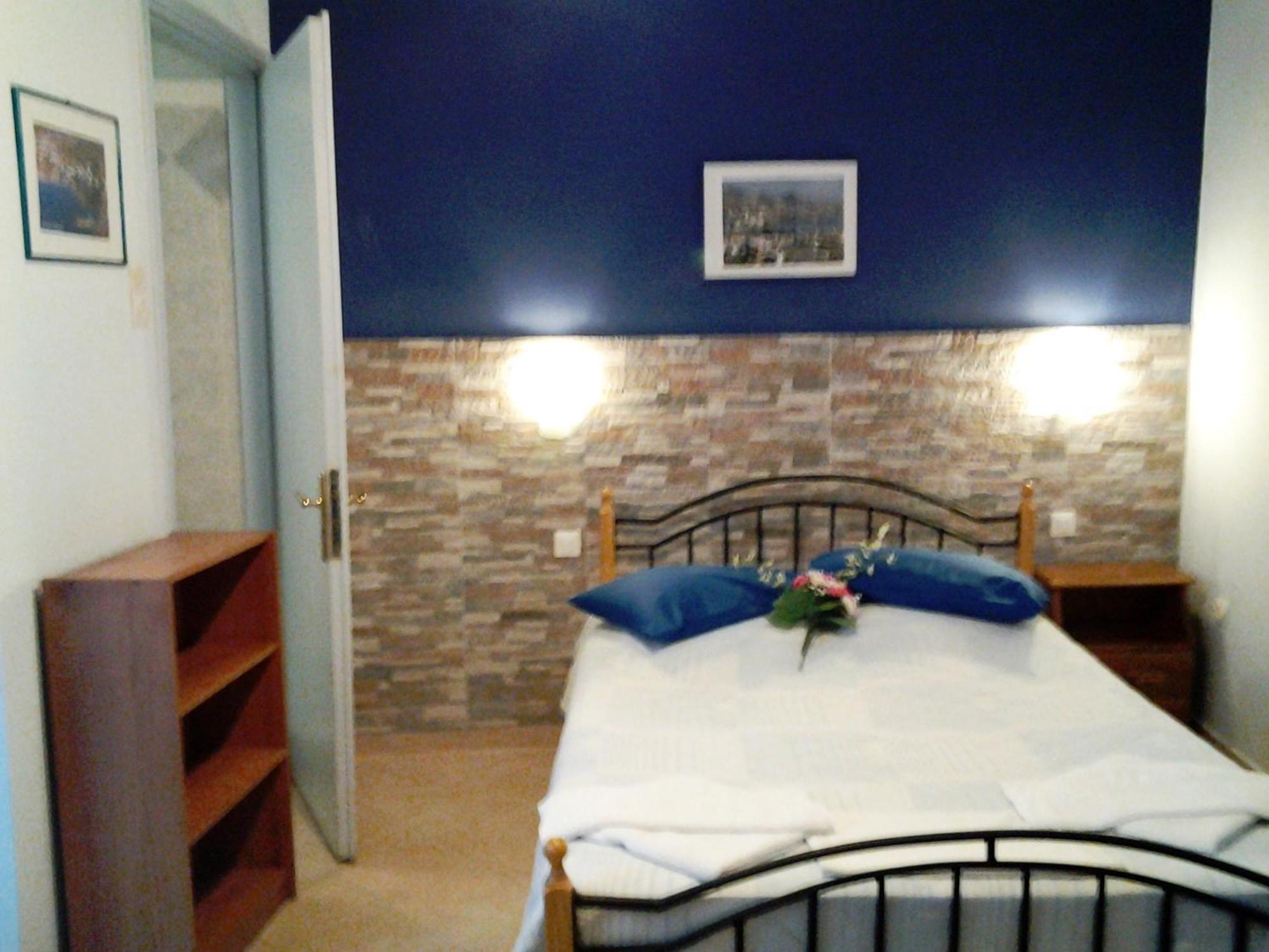 Apergis Rooms Эрмуполис Номер фото